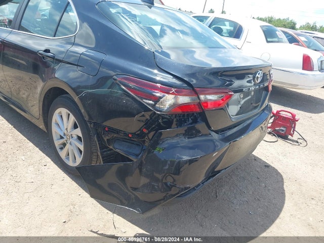 Toyota CAMRY LE 2024 4T1C11AK3RU222873 Image 6