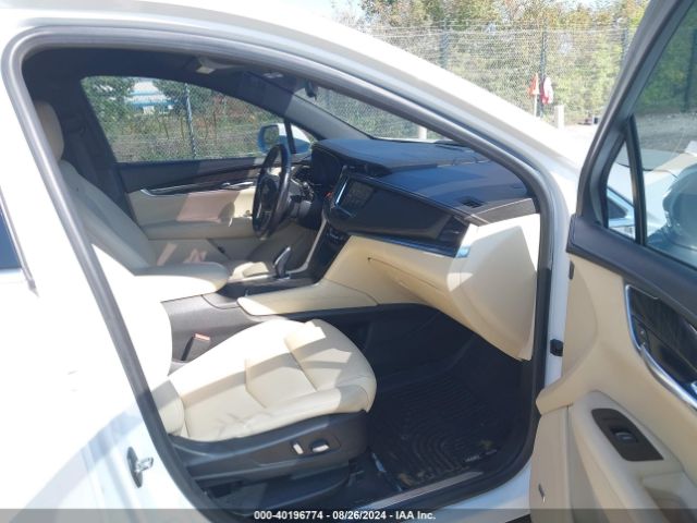 1GYKNBRS1JZ184012 Cadillac Xt5 Standard