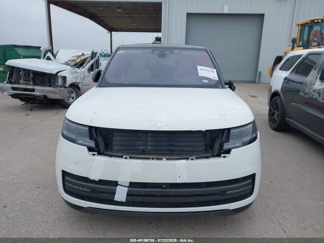 SALKP9FU0PA079783 Land Rover Range Rover P400 Se