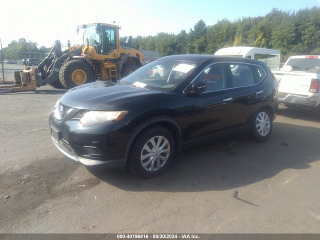Nissan ROGUE S 2015 KNMAT2MV2FP543265 Image 2