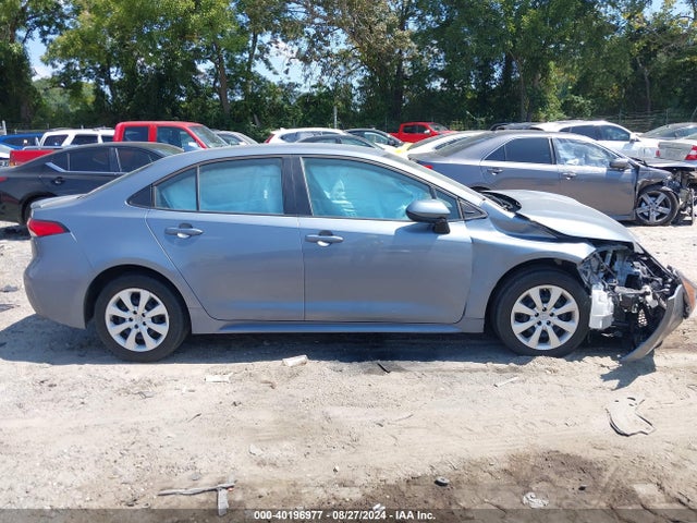 Toyota COROLLA LE 2022 5YFEPMAE7NP375254 Image 13
