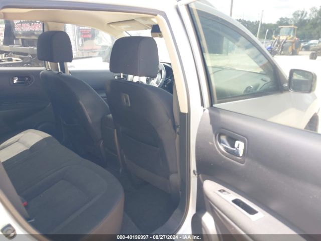 JN8AS5MTXFW150885 Nissan Rogue Select S