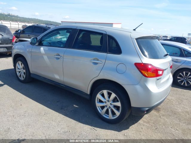 4A4AR3AUXFE046680 Mitsubishi Outlander Sport Es