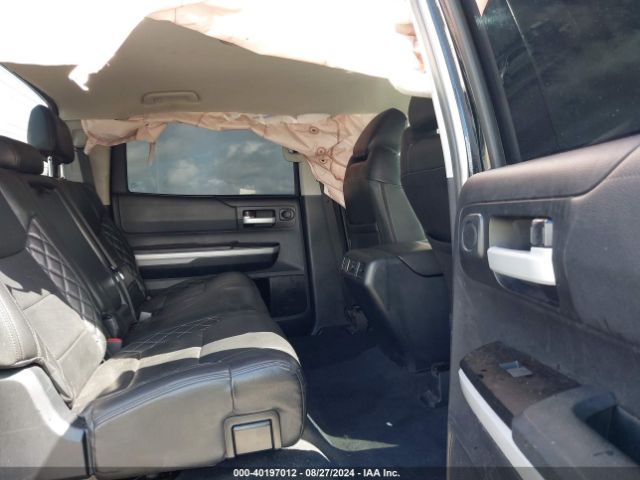 5TFDW5F10KX817718 Toyota Tundra Sr5 5.7l V8