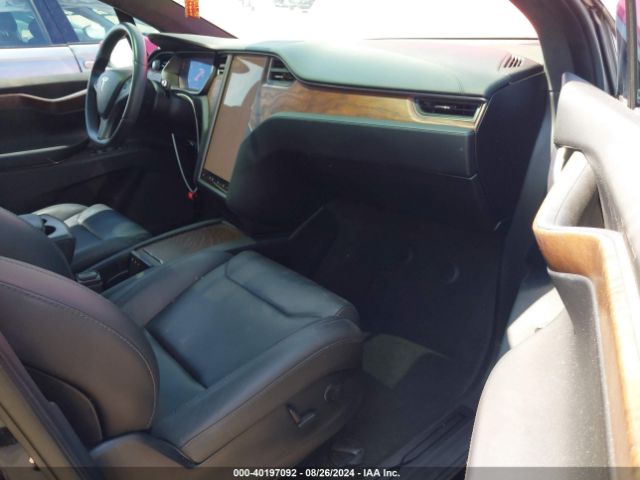 5YJXCDE22KF156908 Tesla Model X 100d/75d/long Range/standard Range