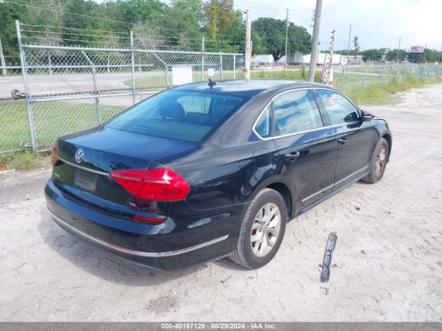 1VWAT7A34GC056946 Volkswagen Passat 1.8t S