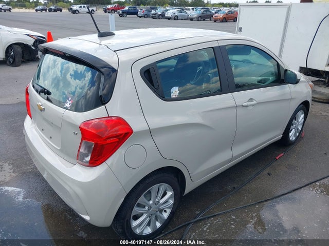 Chevrolet Spark 1lt Cvt 2017 KL8CD6SA7HC739153 Image 4