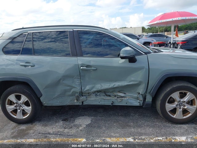 Toyota Rav4 Xle 2019 2T3W1RFV2KW006458 Image 13