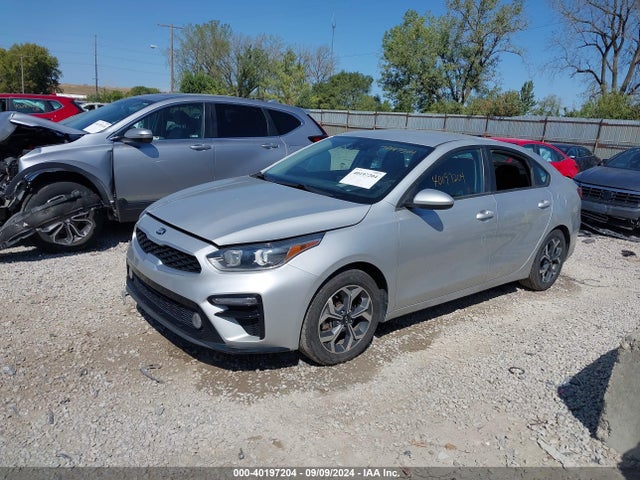 KIA Forte Lxs 2020 3KPF24AD9LE232170 Image 2
