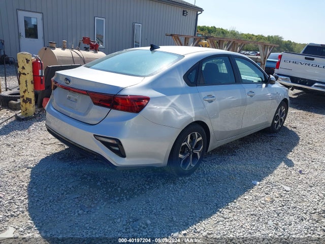 KIA Forte Lxs 2020 3KPF24AD9LE232170 Image 4