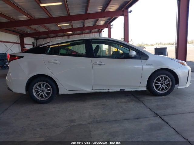 Toyota Prius L Eco 2019 JTDKARFU7K3092083 Image 13