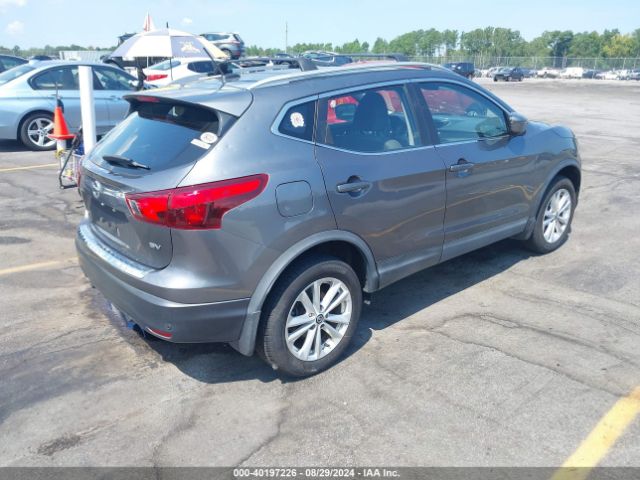 JN1BJ1CP7KW220324 Nissan Rogue Sport Sv