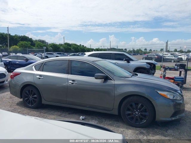 Nissan Altima 2.5 S 2018 1N4AL3AP6JC116219 Image 13
