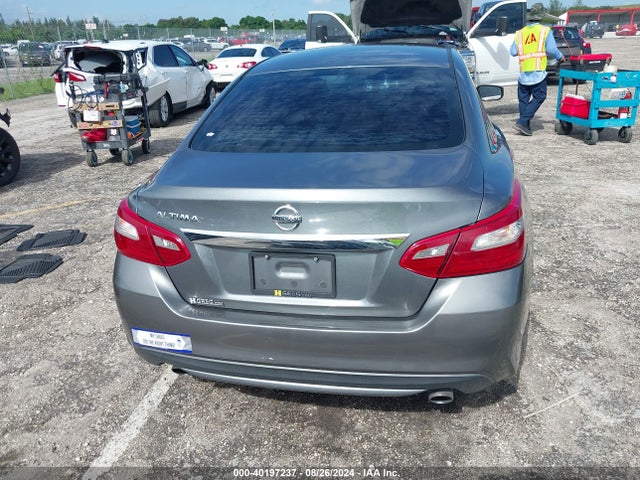 Nissan Altima 2.5 S 2018 1N4AL3AP6JC116219 Image 16