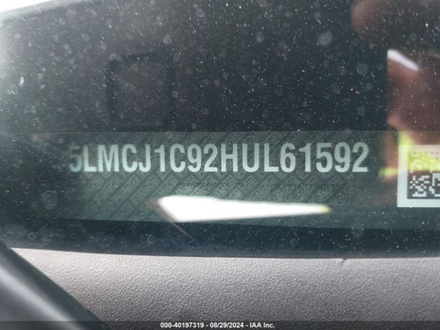 5LMCJ1C92HUL61592 Lincoln Mkc Premiere