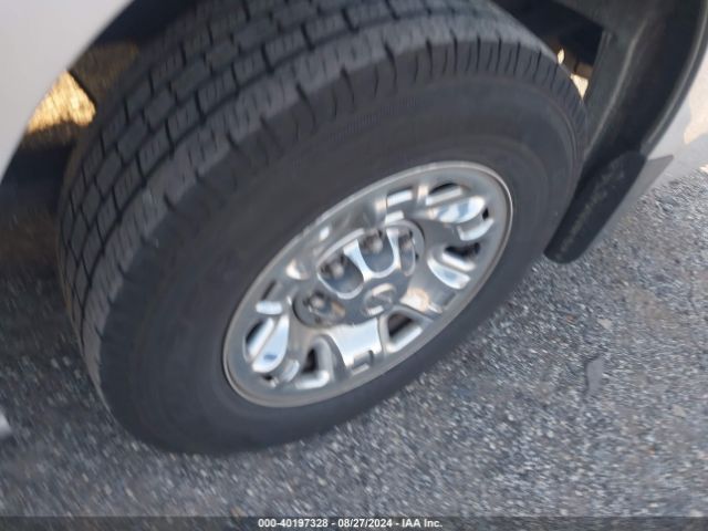 5BZAF0AA1HN852611 Nissan Nv Passenger Nv3500 Hd Sl V8