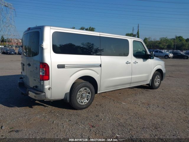 5BZAF0AA1HN852611 Nissan Nv Passenger Nv3500 Hd Sl V8