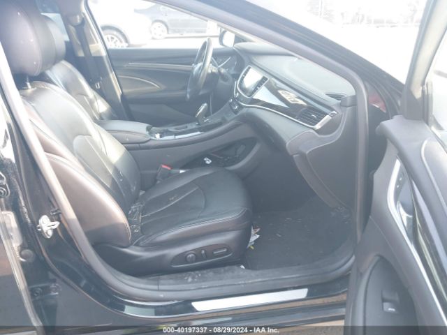 1G4ZP5SS2HU182718 Buick Lacrosse Essence