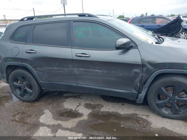 1C4PJLCB4FW723477 Jeep Cherokee Latitude Altitude