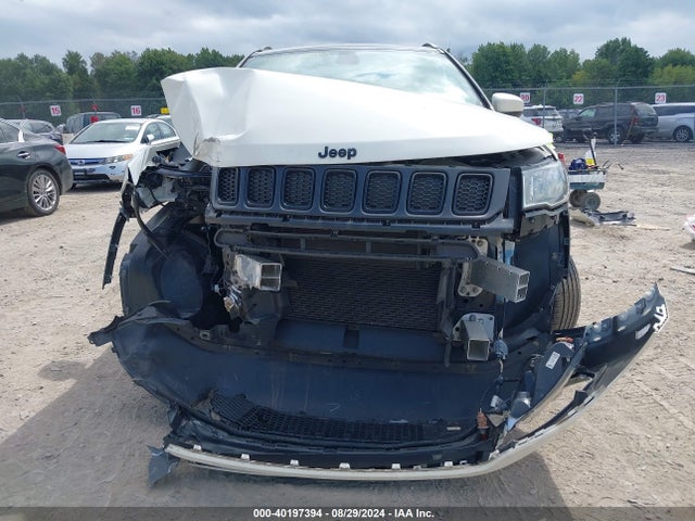 3C4NJDBB2KT682832 Jeep Compass Altitude 4x4