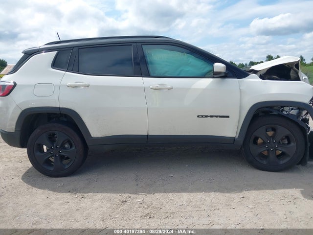 3C4NJDBB2KT682832 Jeep Compass Altitude 4x4