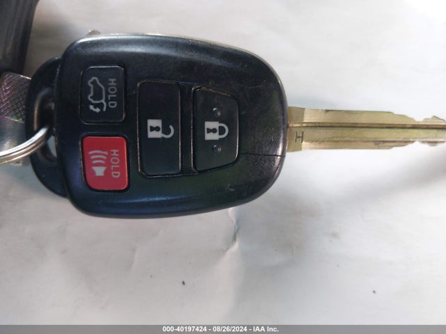 Toyota Rav4 Xle 2016 2T3WFREV6GW242220 Image 11
