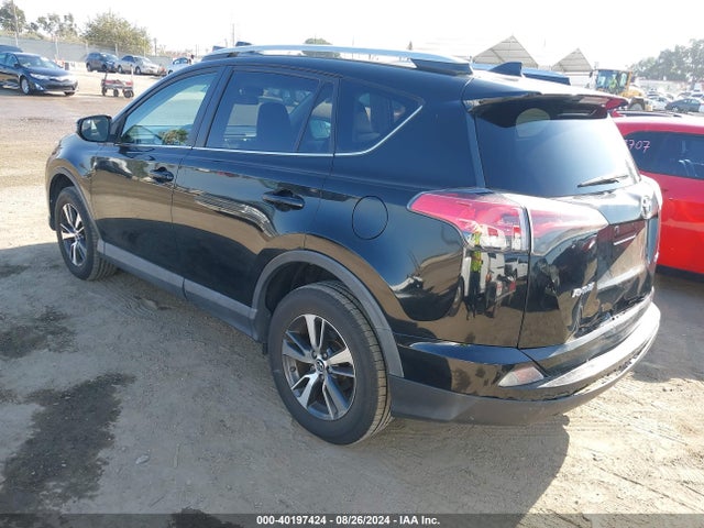 Toyota Rav4 Xle 2016 2T3WFREV6GW242220 Image 3