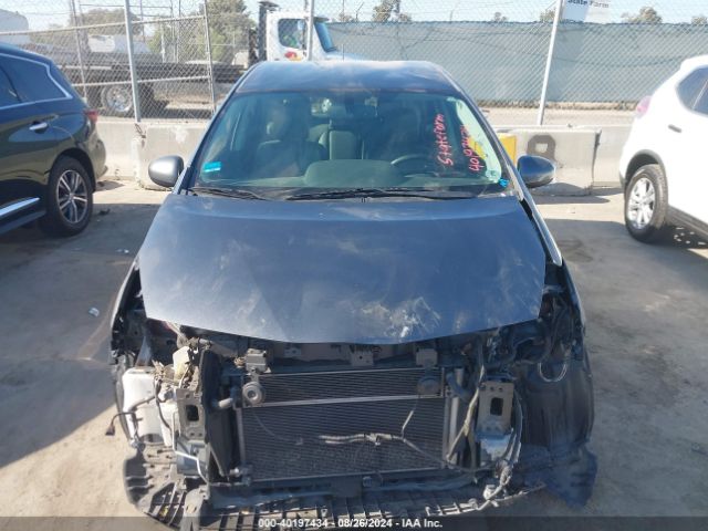 JTDZN3EU9E3356670 Toyota Prius V Five