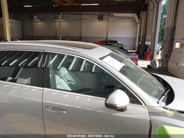 WA1AUCF3XM1125559 Audi Q3 Premium 40 Tfsi Quattro Tiptronic