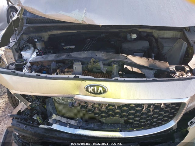 KIA SEDONA LX 2016 KNDMB5C10G6086866 Image 10