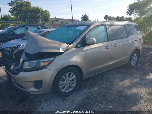 KIA SEDONA LX 2016 KNDMB5C10G6086866 Image 2