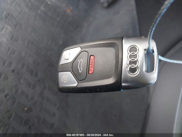WA1ANAFY0J2013386 Audi Q5 2.0t Premium/2.0t Tech Premium