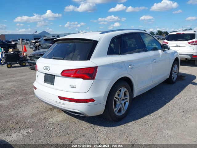 WA1ANAFY0J2013386 Audi Q5 2.0t Premium/2.0t Tech Premium