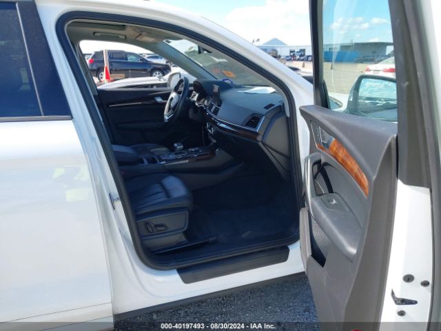 WA1ANAFY0J2013386 Audi Q5 2.0t Premium/2.0t Tech Premium