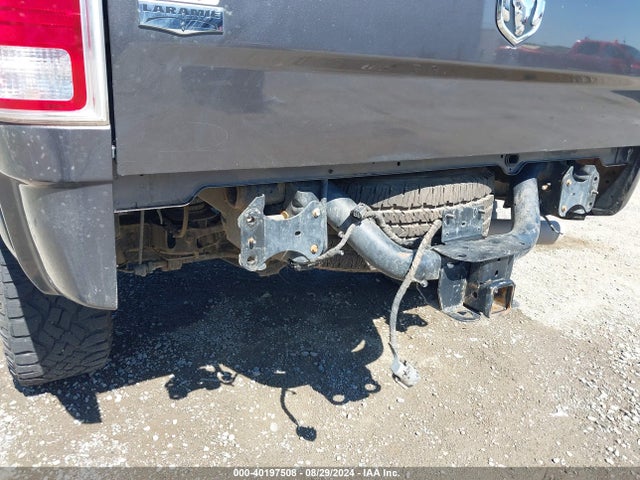 3C6UR5FL0JG184365 RAM 2500 Laramie  4x4 6'4 Box