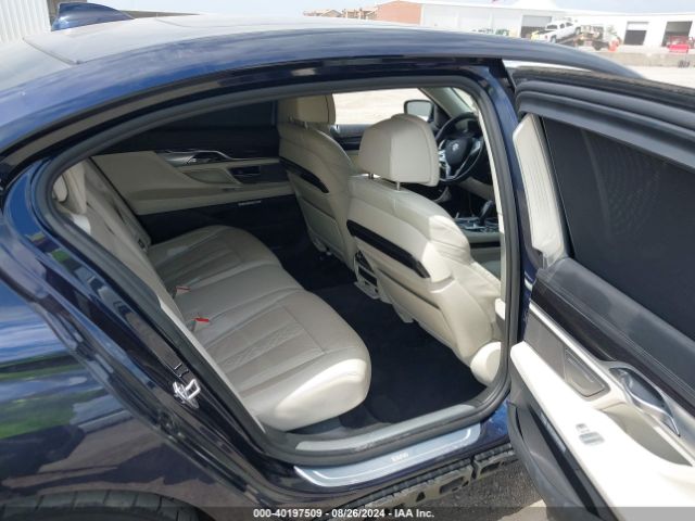 WBA7F0C5XGGL99230 BMW 750i