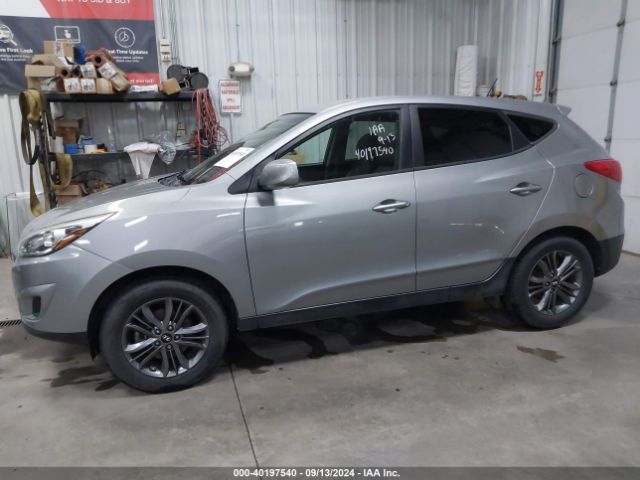 KM8JTCAF0FU061796 Hyundai TUCSON GLS