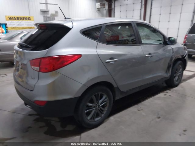 KM8JTCAF0FU061796 Hyundai TUCSON GLS