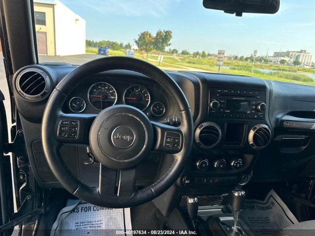 1C4BJWDG1HL590266 Jeep Wrangler Unlimited Sport 4x4