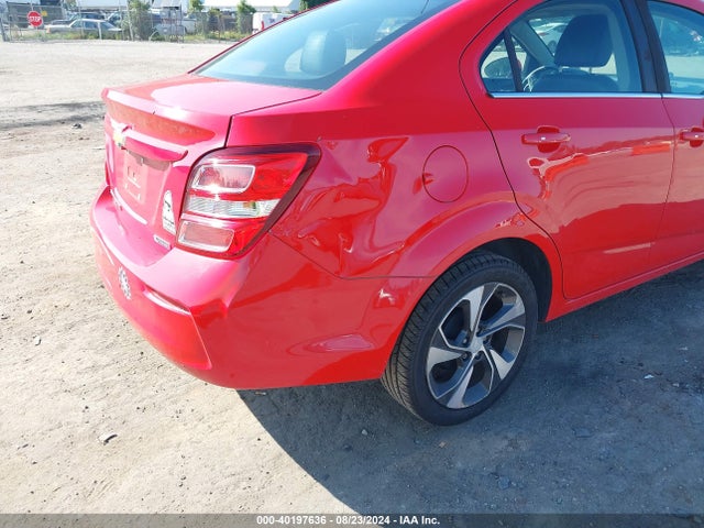 Chevrolet Sonic Premier Auto 2017 1G1JF5SB5H4106939 Image 6