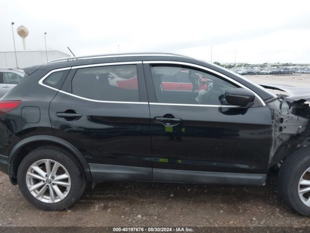 JN1BJ1CP5KW524557 Nissan Rogue Sport Sv