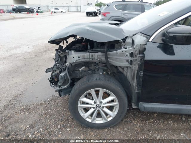 JN1BJ1CP5KW524557 Nissan Rogue Sport Sv