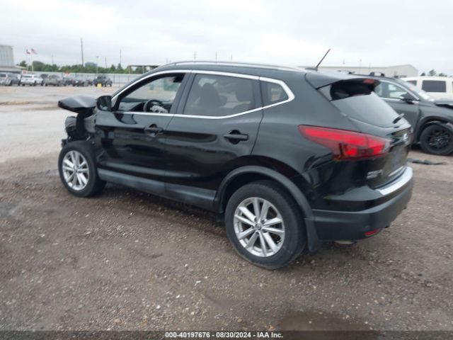 JN1BJ1CP5KW524557 Nissan Rogue Sport Sv