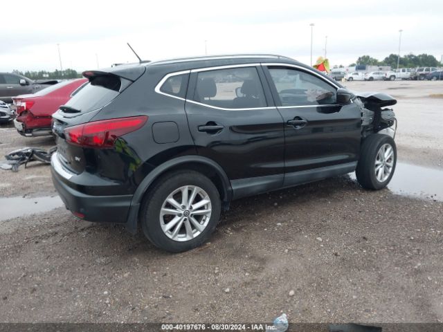 JN1BJ1CP5KW524557 Nissan Rogue Sport Sv
