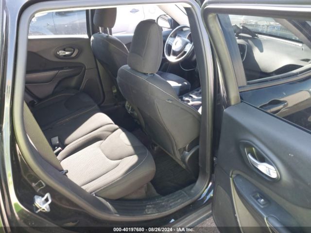 1C4PJLCS9GW216883 Jeep Cherokee Altitude