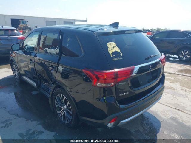 JA4AD2A31HZ017744 Mitsubishi Outlander Es