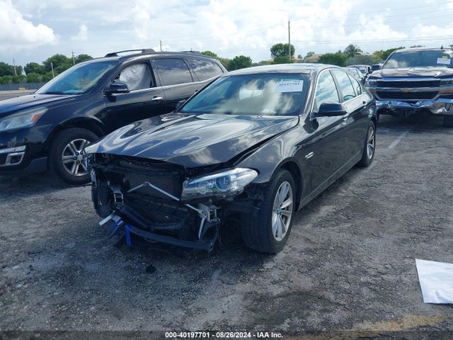 WBA5A7C51GG147896 BMW 528i Xdrive