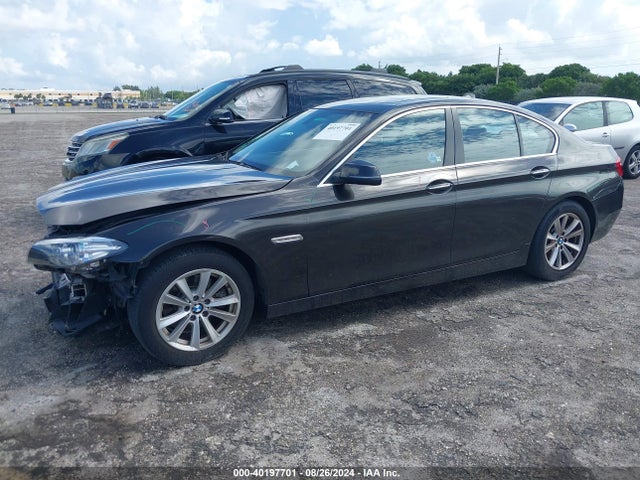 WBA5A7C51GG147896 BMW 528i Xdrive