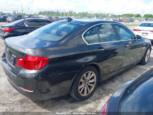 WBA5A7C51GG147896 BMW 528i Xdrive