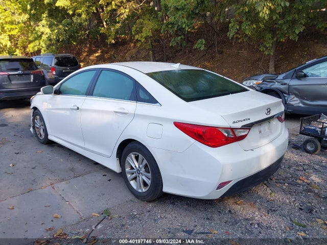 40197746 :رقم المزاد ، 5NPEB4AC6EH864805 vin ، 2014 Hyundai Sonata Gls مزاد بيع